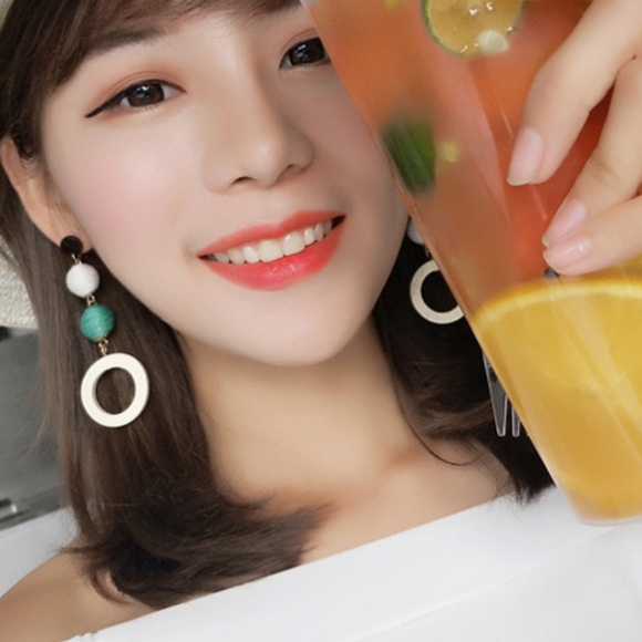 Hot summer boho rope ball gypsy Earrings jewelry - Picture 4 of 8